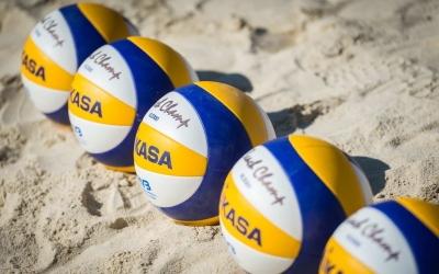 10 reasons why beach volleyball is bae